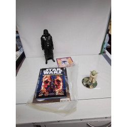LOT FIGURINES + LIVRE STAR...