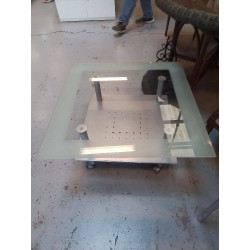 TABLE BASSE VERRE ET MÉTAL 