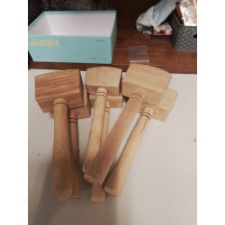 MAILLET EN BOIS LA PIECE 