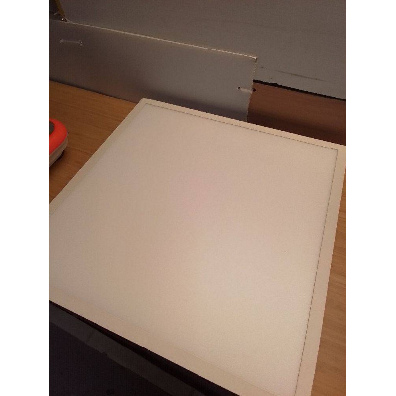 PLAFONNIER CARRE LED