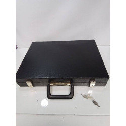 MALLETTE VINTAGE NOIRE + CLE
