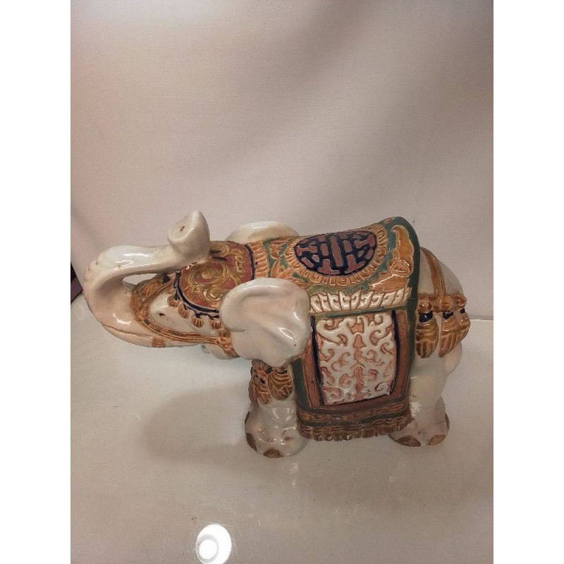 DÉCORATION CÉRAMIQUE ÉLÉPHANT 