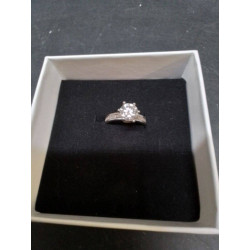 BAGUE ARGENT 925ET PIERRE 