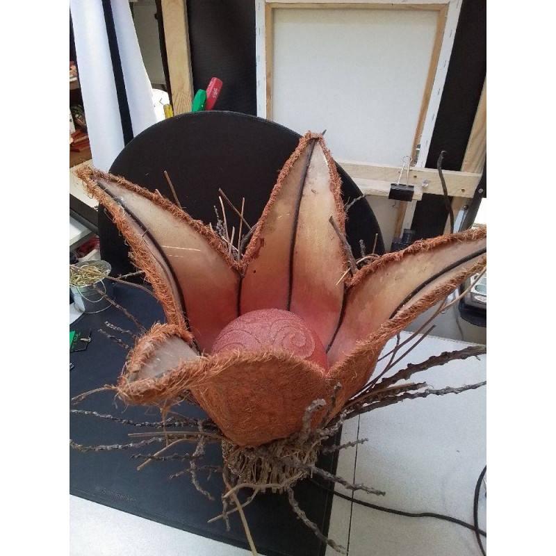 LAMPE A POSER FORME DE FLEUR 