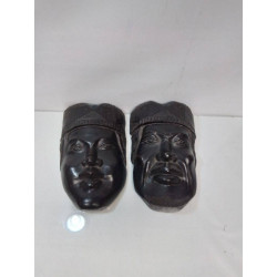 COUPLE DE MASQUES EBENE