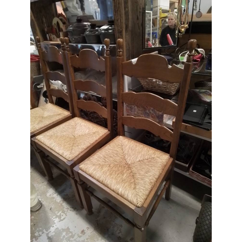 LOT DE 4 CHAISES ASSISES PAILLEES 