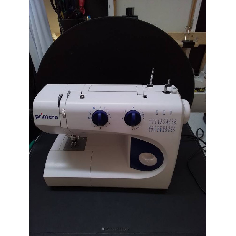 MACHINE A COUDRE PRIMERA