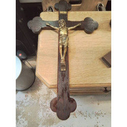 CRUCIFIX DIVERS