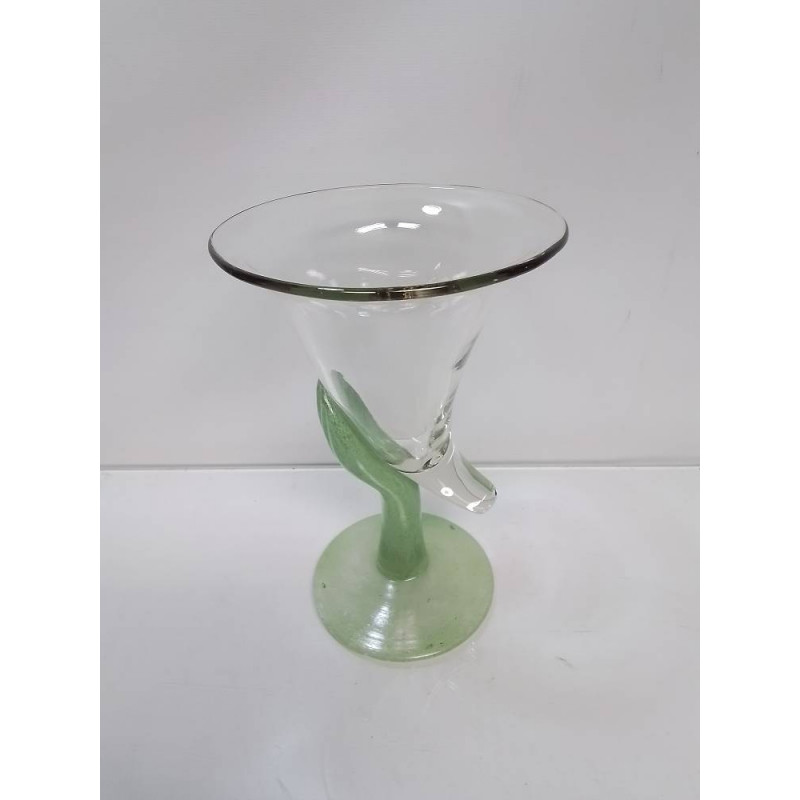 VASE VERRE PIED VERT