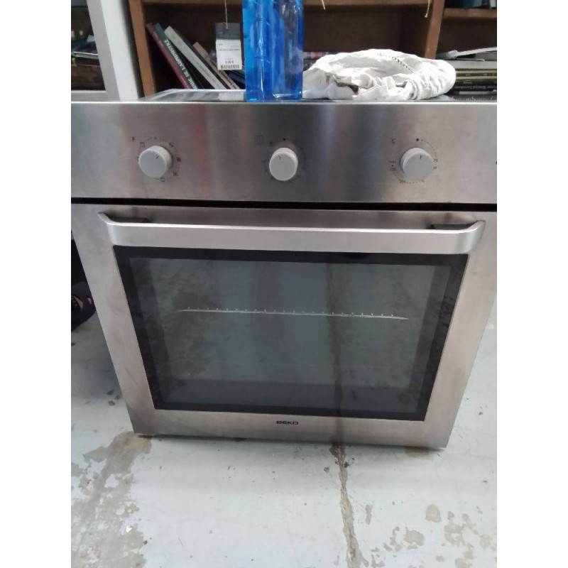 FOUR ENCASTRABLE BEKO