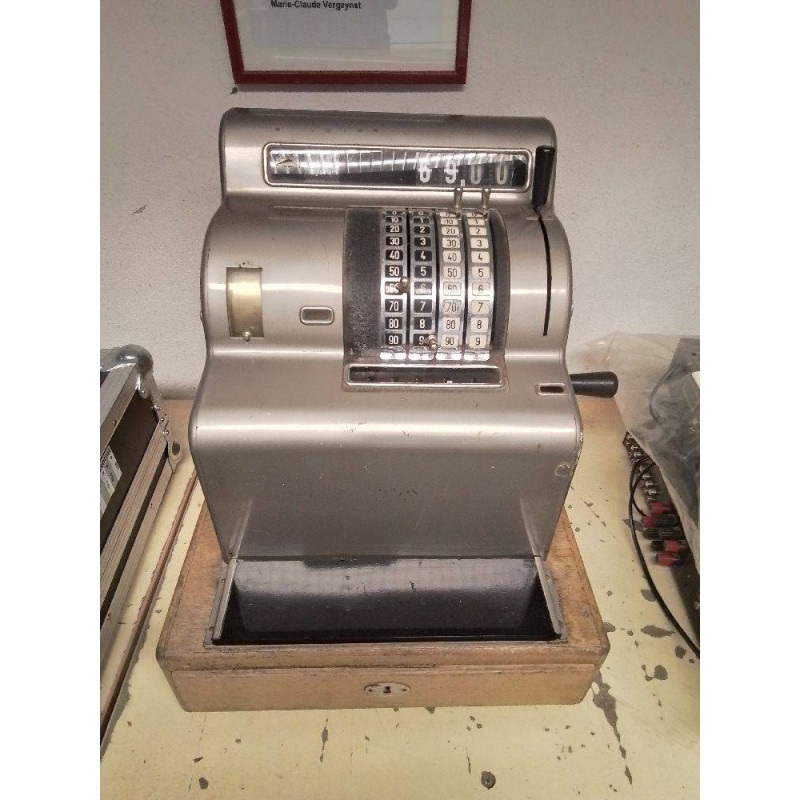 CAISSE ENREGISTREUSE ANCIENNE 