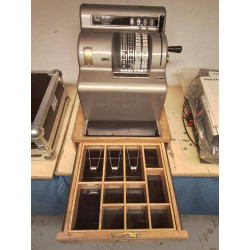 CAISSE ENREGISTREUSE ANCIENNE 