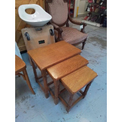 TABLE GIGOGNES 