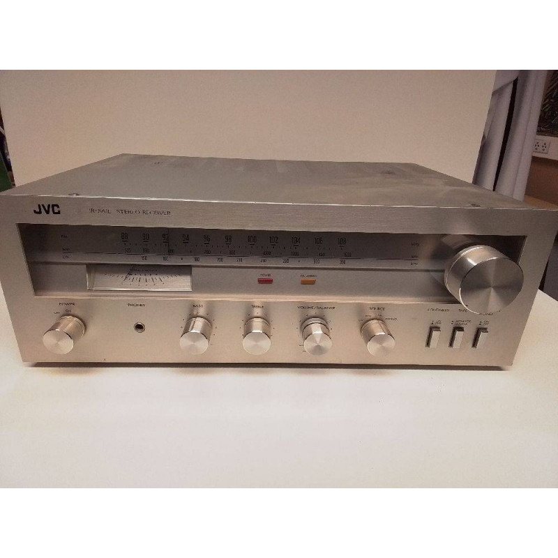 AMPLIFICATEUR HI-FI JVC 