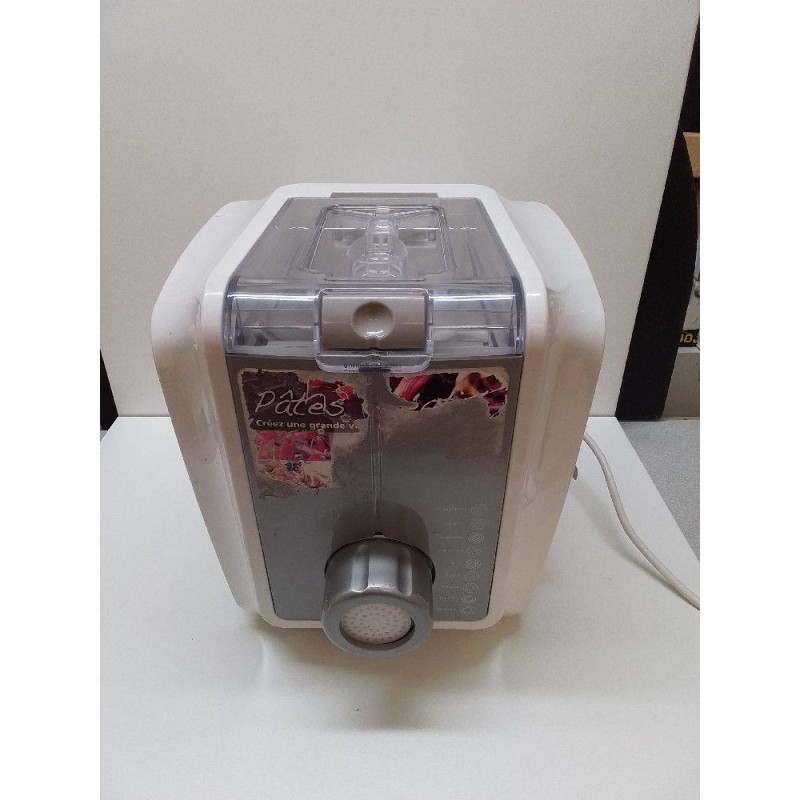 MACHINE A PÂTES 