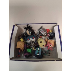 LOT DE FIGURINES 