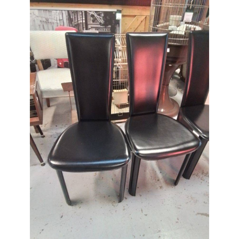 LOT DE 4 CHAISES CUIR NOIR FRAG