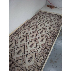 TAPIS TON BEIGE 137X68