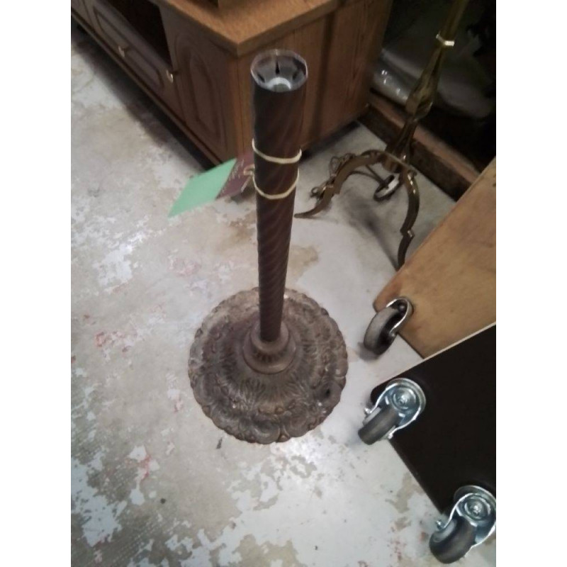 PIED DE LAMPADAIRE ANCIEN 