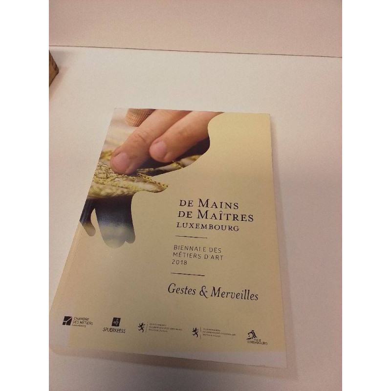 LIVRE DE MAINS DE MAITRES 