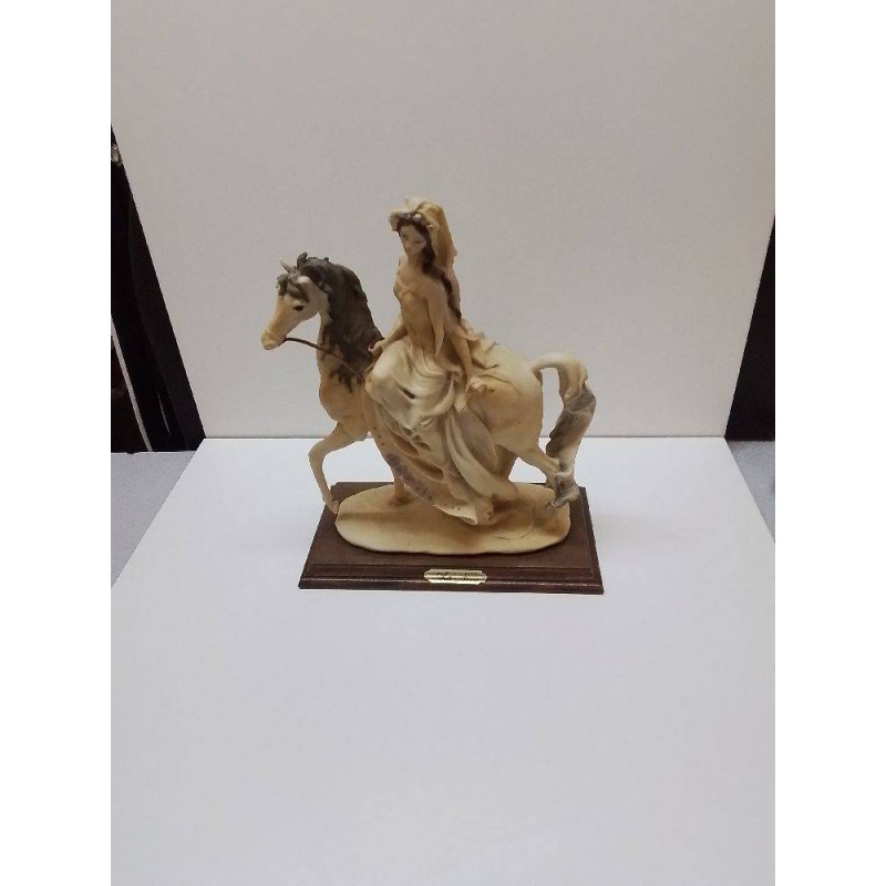 STATUE ARTE NOVA FEMME SUR CHEVAL