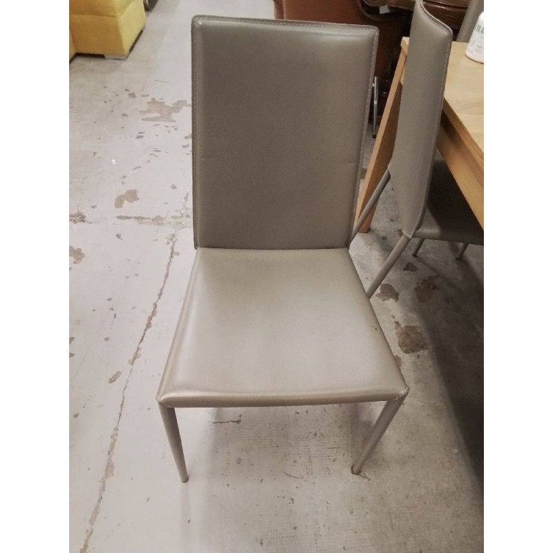 LOT DE 4 CHAISES CALLIGARIS