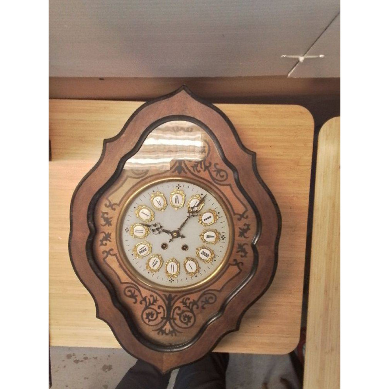 OEIL DE BŒUF A RESTAURER