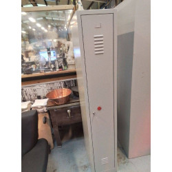 CASIER METAL 1 PORTES AVEC CLE