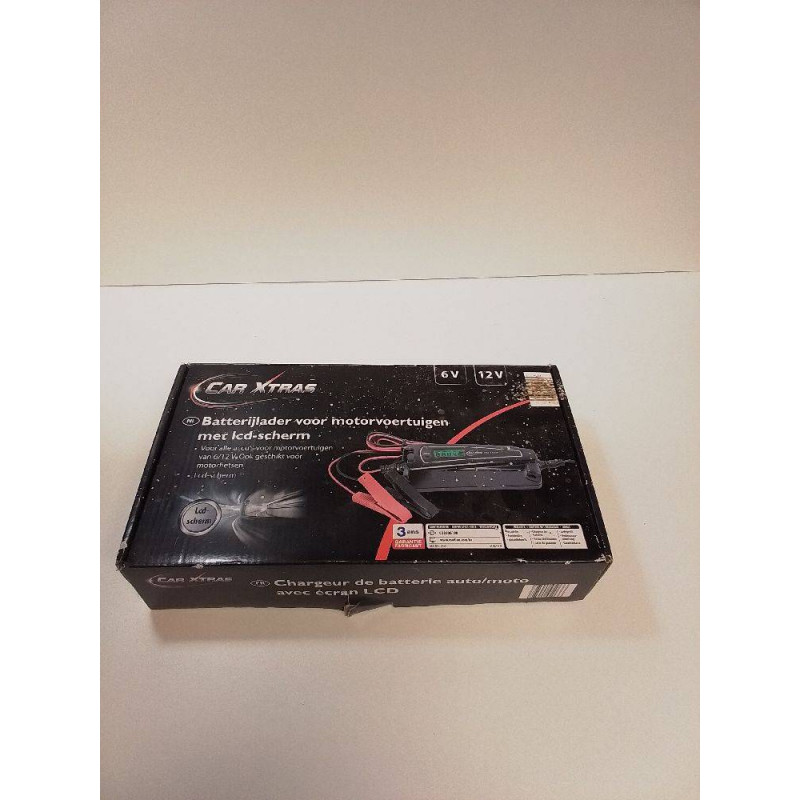 CHARGEUR DE BATTERIE 