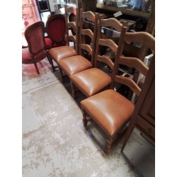 LOT DE 4 CHAISES EN BOIS...