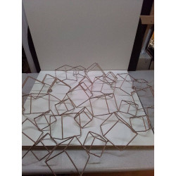 DÉCORATION MURALE MÉTALLIQUE 