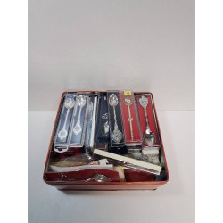 LOT DE CUILLERES COLLECTION 