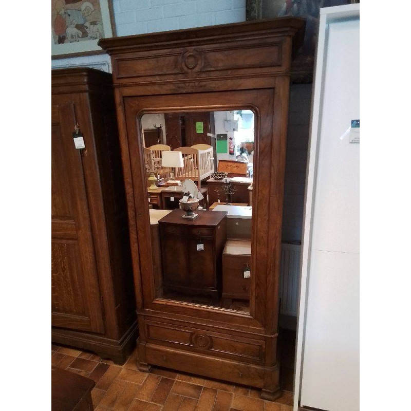 BONNETIERE ANCIENNE 