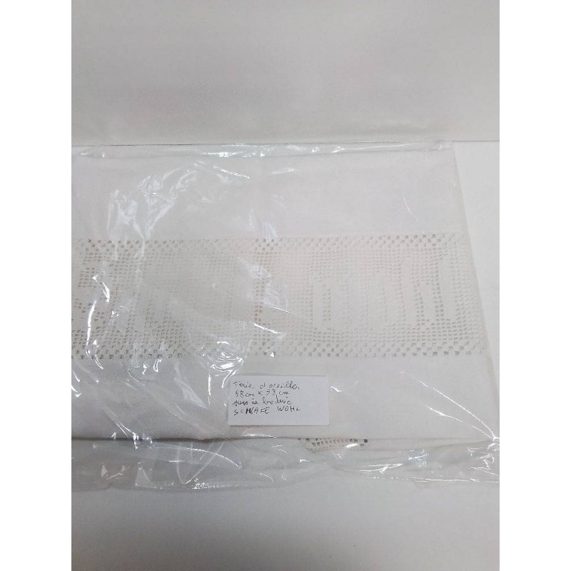 TAIE D’OREILLER BRODÉE 