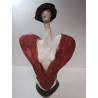 SCULPTURE BUQTE FEMME A LA VESTE ROUGE