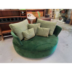 BANQUETTE PIVOTANTE LOVEUSE...