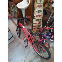 VELO BTWIN ROUGE 