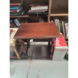 TABLE D’APPOINT