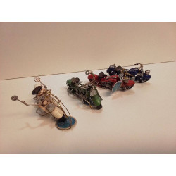 LOT DE 4 MOTOCYCLETTES 