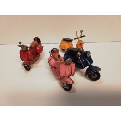 LOT DE 4 VESPA