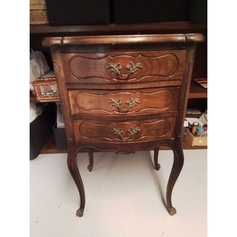 CHEVET 3 TIROIRS STYLE LOUIS XV