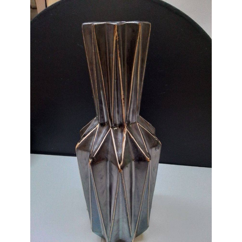VASE GÉOMÉTRIQUE MODERNE 