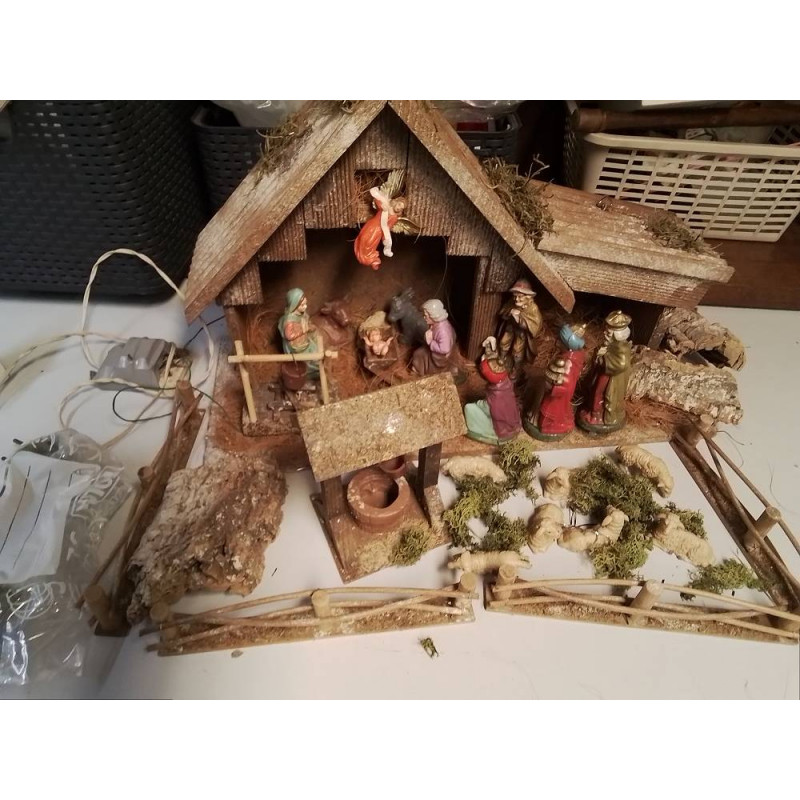 CRECHE + ACCESSOIRES 
