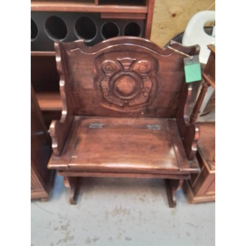 BANC COFFRE CHÊNE SCULPTÉ 