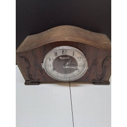 HORLOGE A POSER VEDETTE 