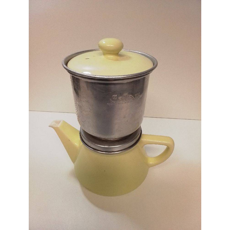 CAFETIÈRE JAUNE 