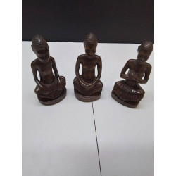 LOT DE 3 STATUETTES AFRICAINES
