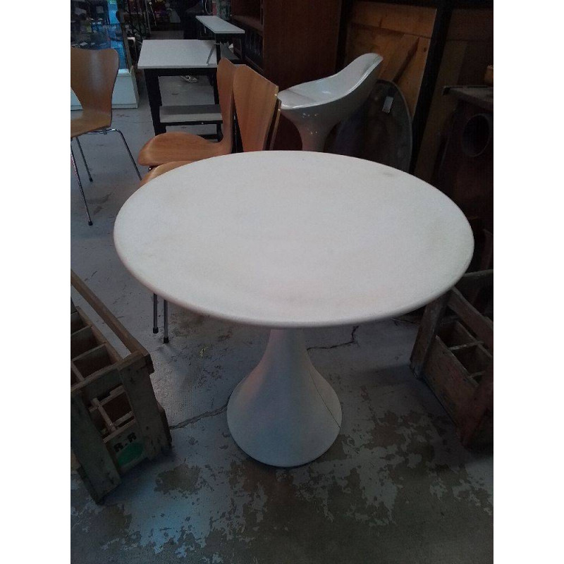 TABLE DESIGN KISSI KISSI