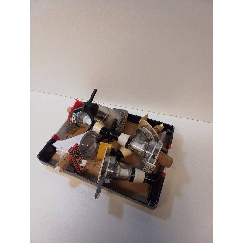 LOT POUSSOIRS A BOUTEILLES 