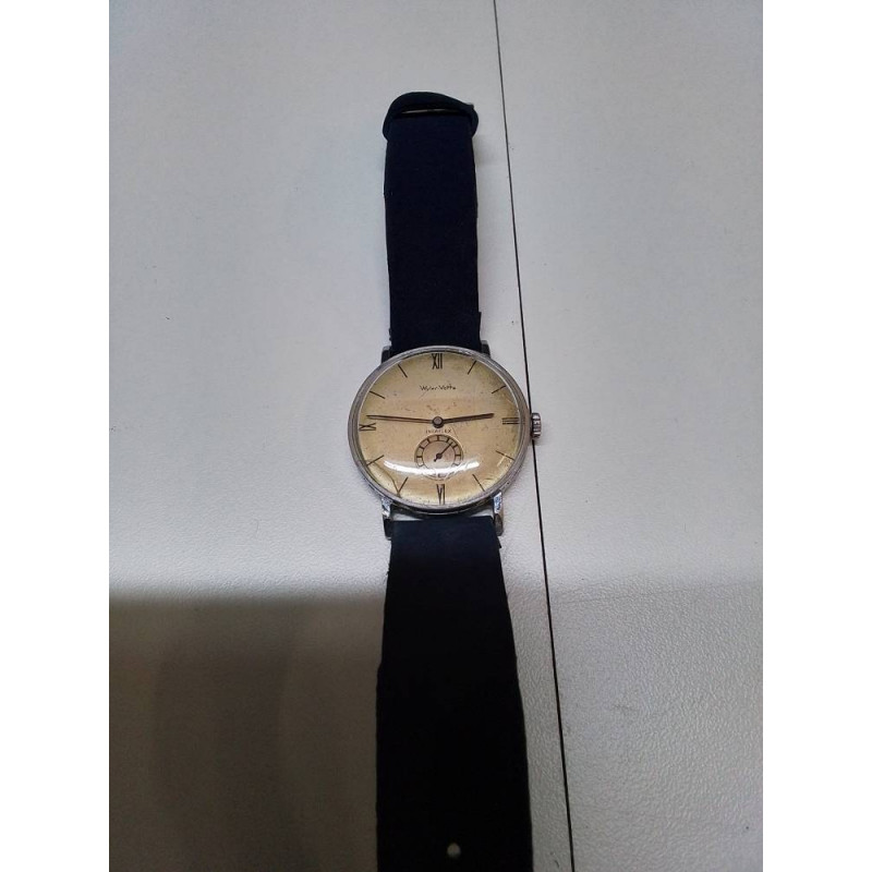 MONTRE MÉCANIQUE WYLER VETTA